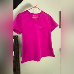 Figs One Pocket Scrub Top- Technical Collection